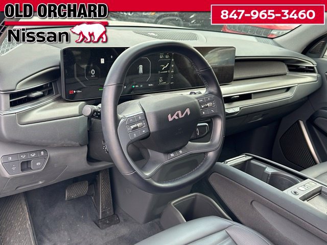 Used 2024 Kia EV9 Land AWD/4WD image 16