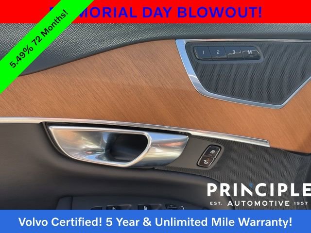 Certified 2025 Volvo XC90 B5 Plus w/ Protection Package Premier AWD/4WD image 29