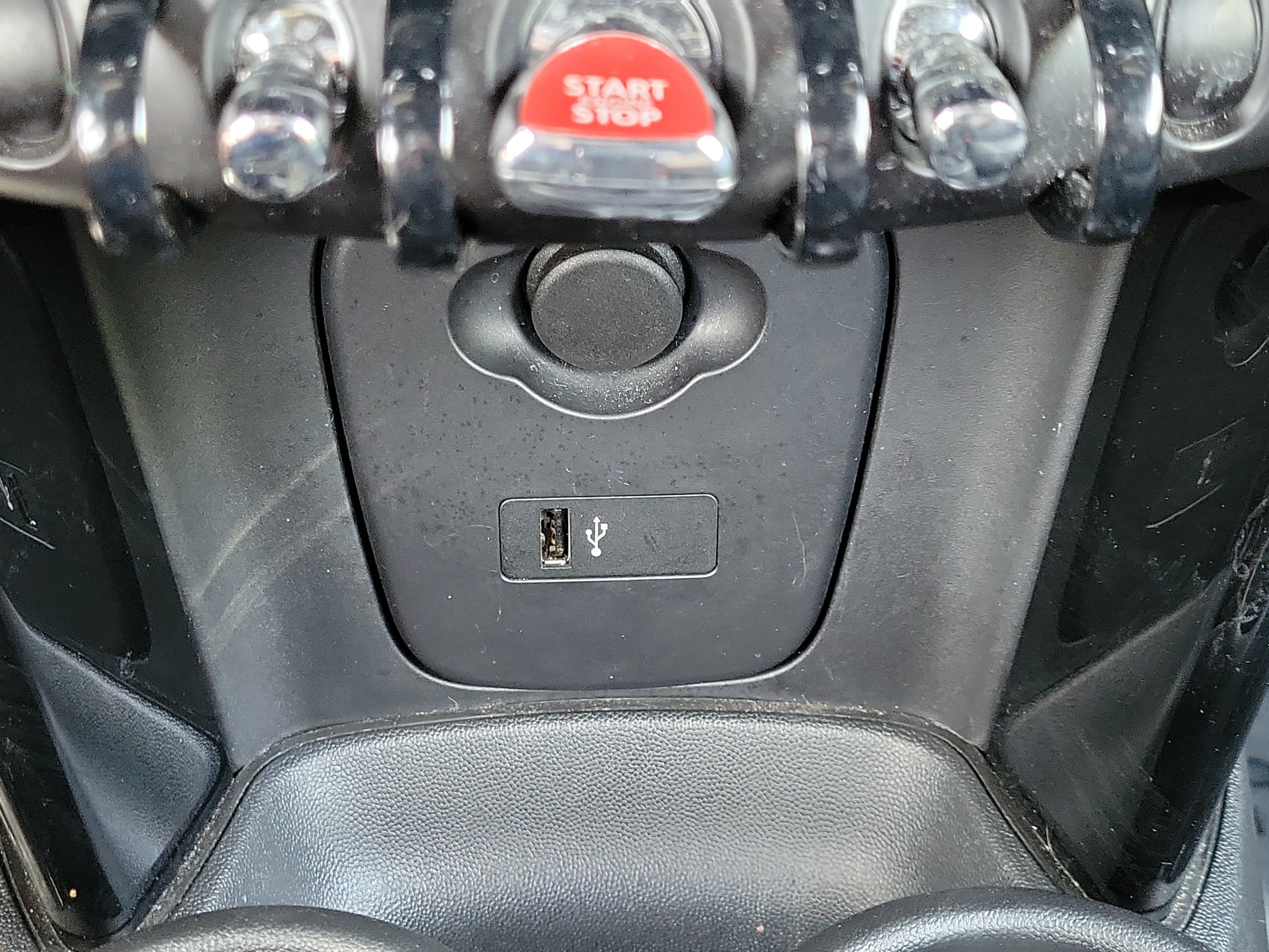 Certified 2023 MINI Cooper Convertible FWD image 26
