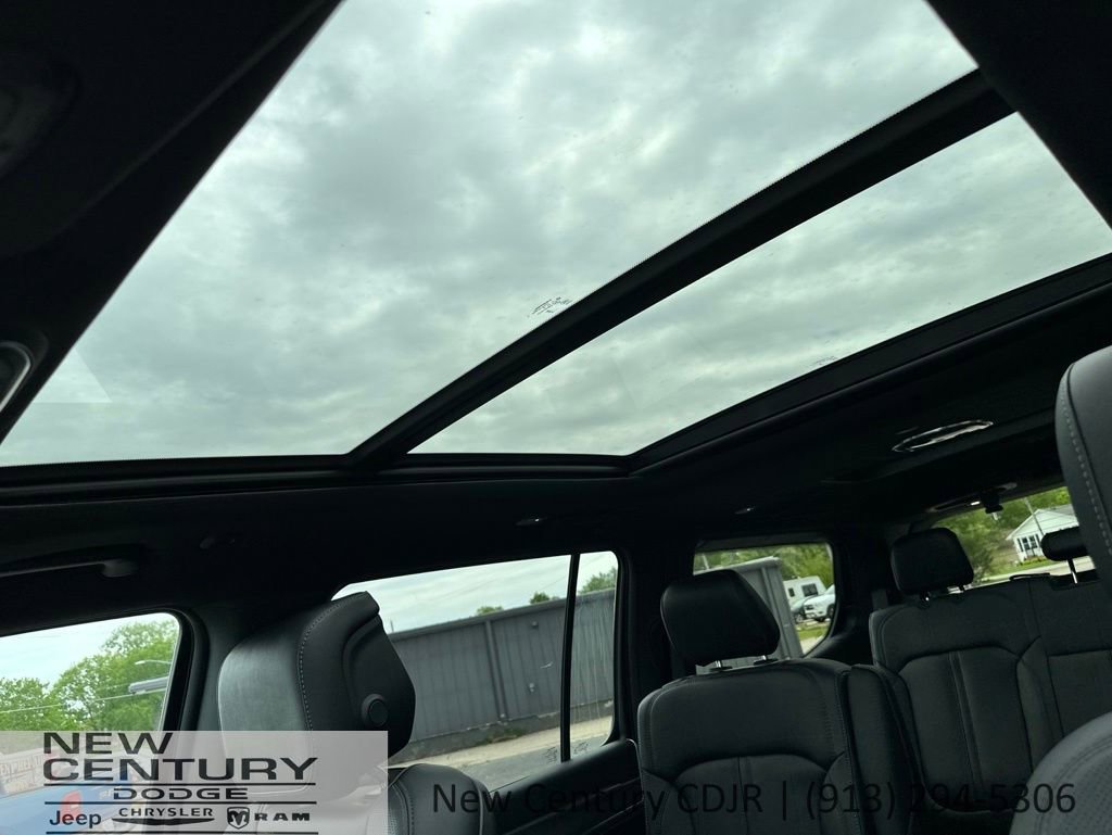 New 2026 Jeep Grand Wagoneer Limited AWD/4WD image 48
