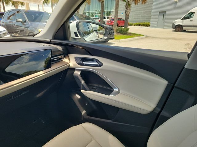 Certified 2025 Audi Q5 Premium w/ Convenience Package AWD/4WD image 14