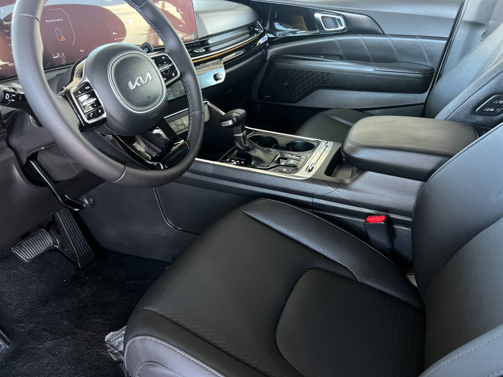 Certified 2026 Kia Carnival SX Prestige FWD image 9