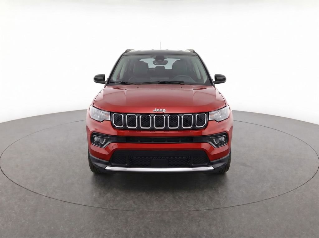 Used 2025 Jeep Compass Limited AWD/4WD image 5