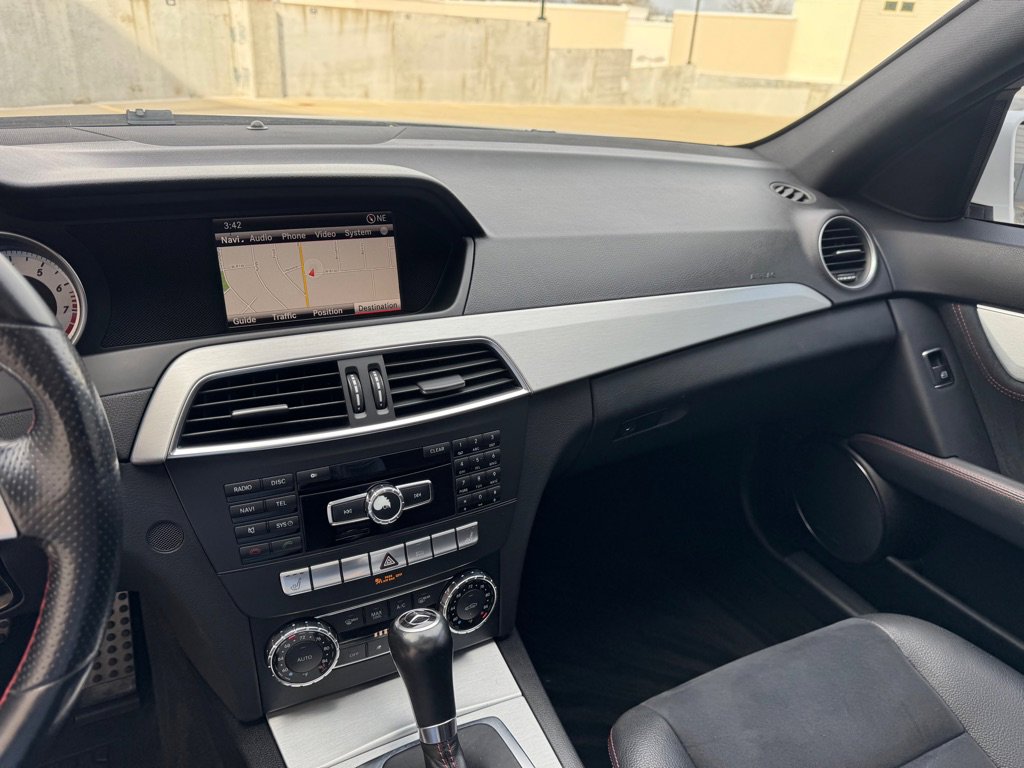 Used 2013 Mercedes-Benz C 350 Sport image 17