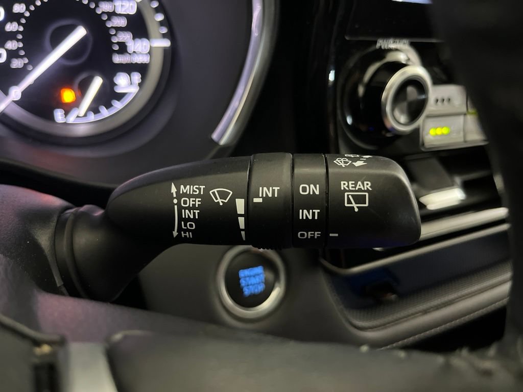 Used 2020 Toyota Highlander Limited AWD/4WD image 65
