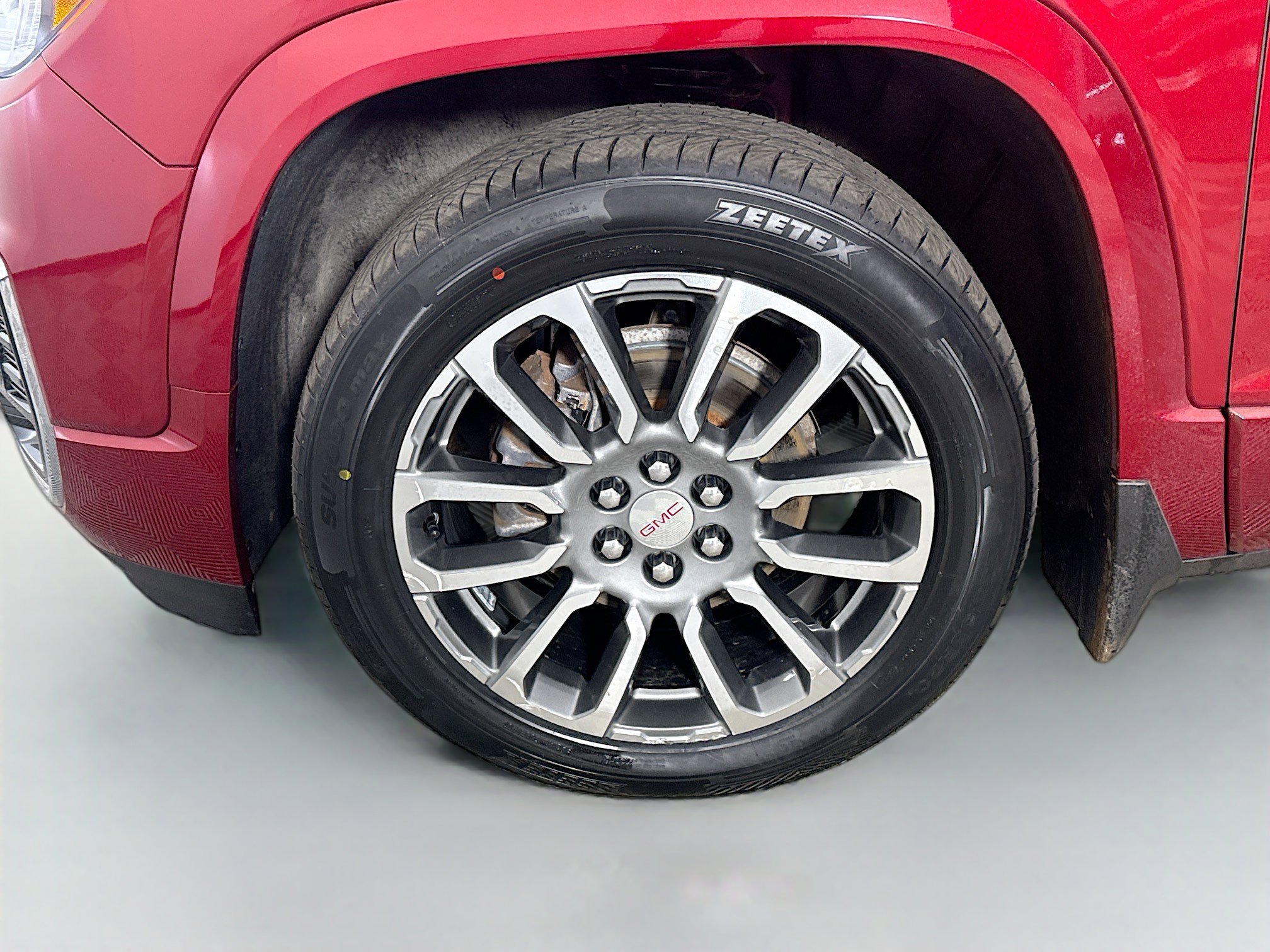 Used 2021 GMC Acadia Denali w/ Denali Ultimate Package AWD/4WD image 38