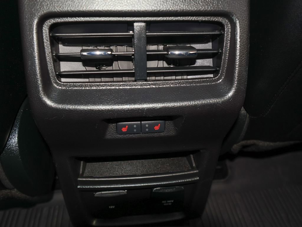 Used 2018 Ford Edge Titanium w/ Equipment Group 301A image 13