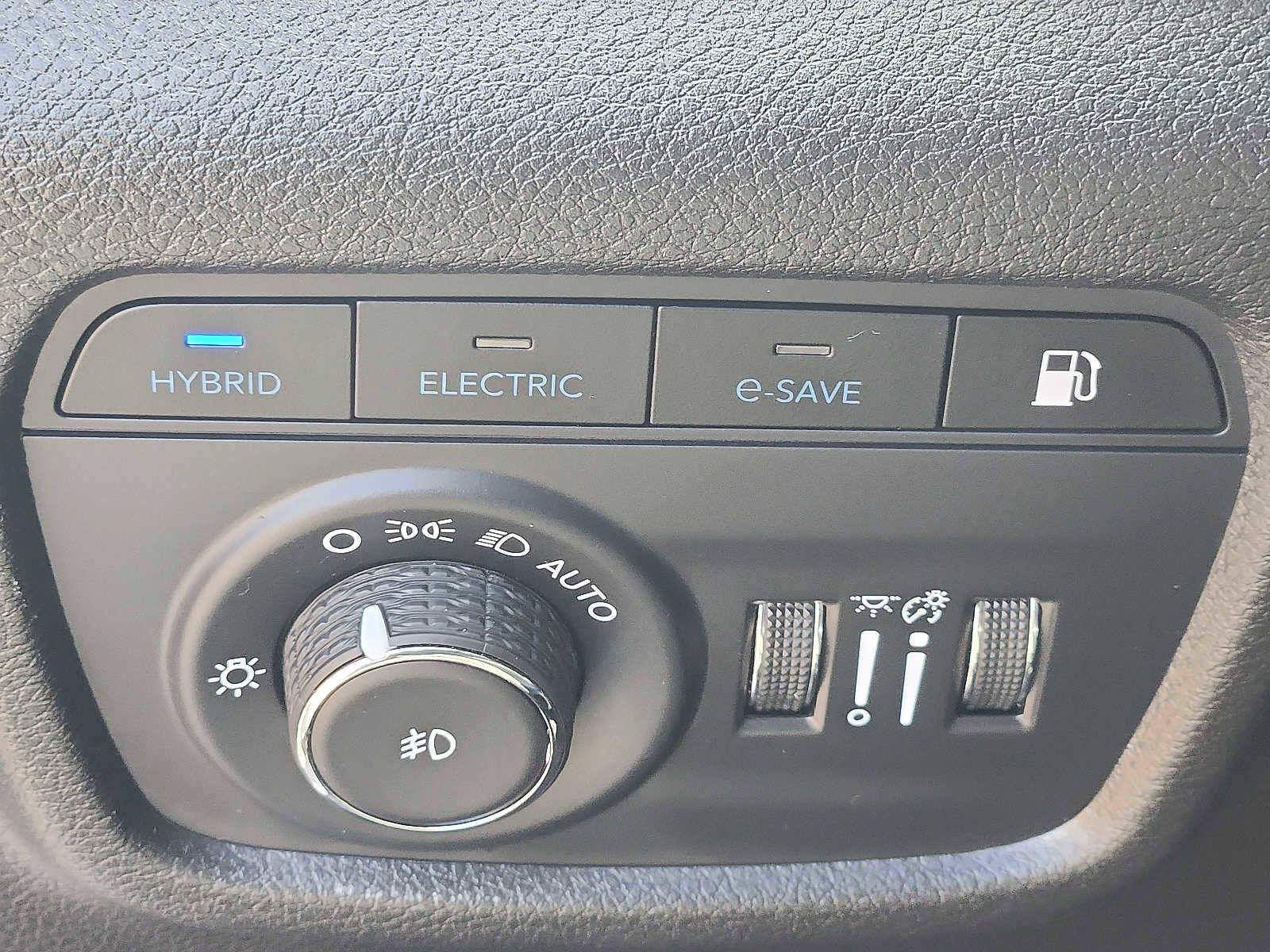 Used 2024 Jeep Grand Cherokee Limited 4xe image 26