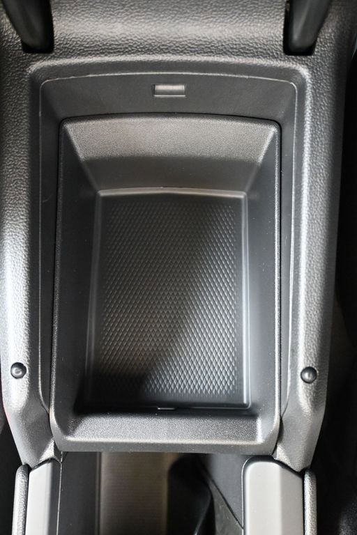 New 2026 Volkswagen Tiguan SE R-Line image 35