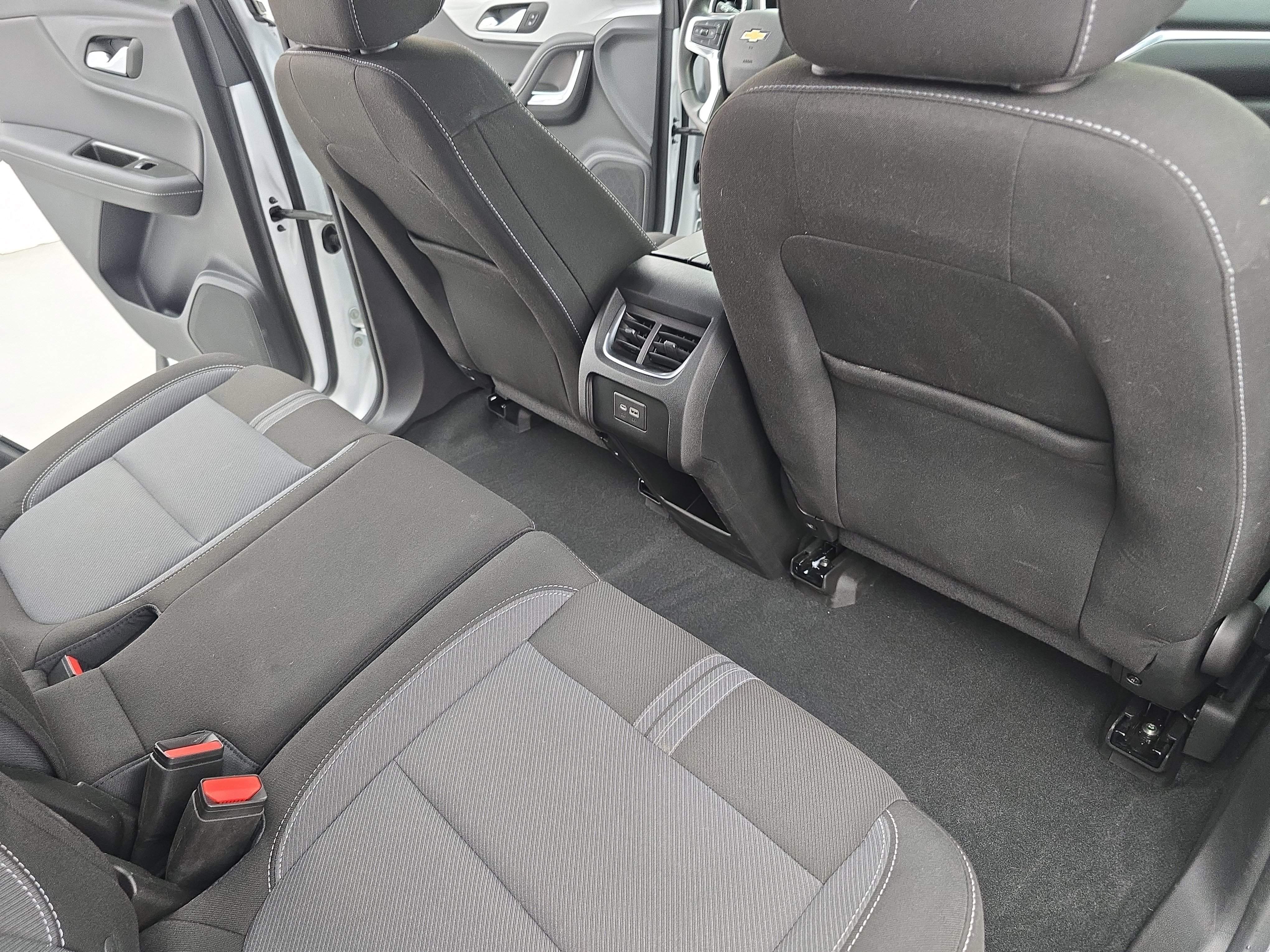 Used 2023 Chevrolet Blazer LT w/ Driver Confidence Package image 11