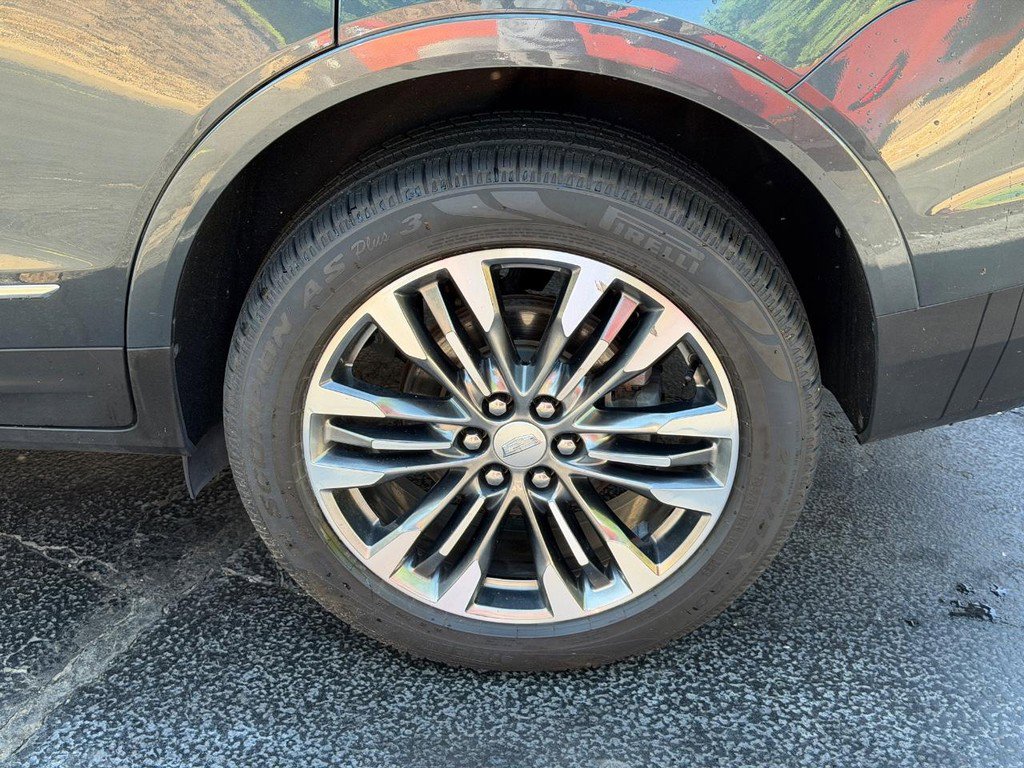 Used 2019 Cadillac XT5 Luxury FWD image 8
