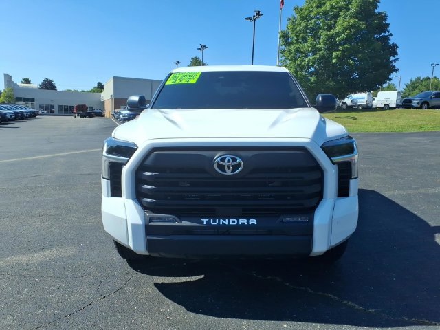 Used 2024 Toyota Tundra SR5 w/ SR5 Convenience Package AWD/4WD image 2