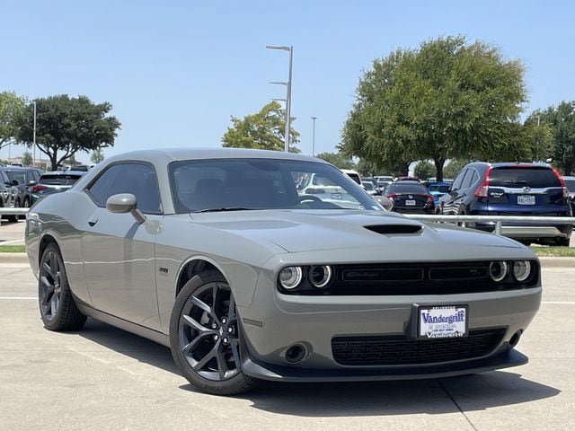 Used 2023 Dodge Challenger R/T w/ Blacktop Package RWD image 2