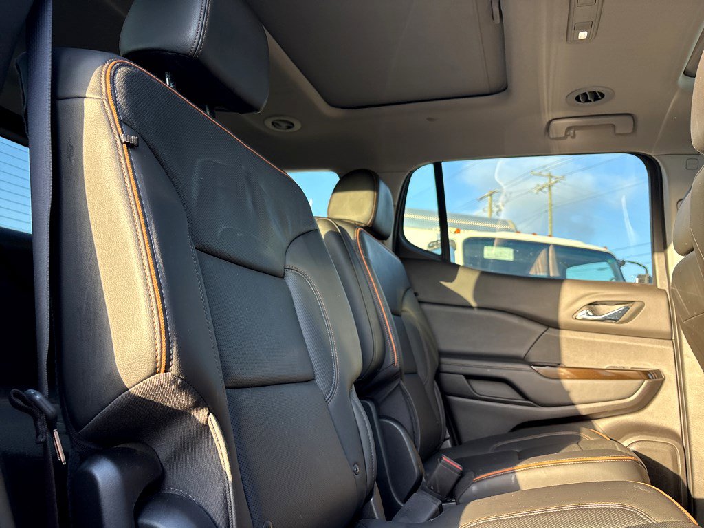 Used 2023 GMC Acadia AT4 w/ Technology Package image 17