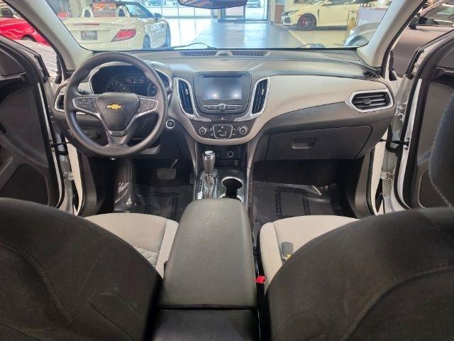 Used 2018 Chevrolet Equinox LS FWD image 9