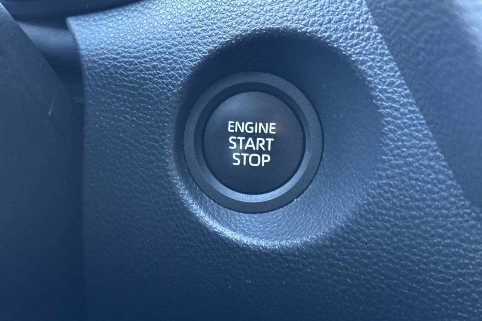 Certified 2024 Toyota Corolla Cross XLE w/ Convenience Package image 30