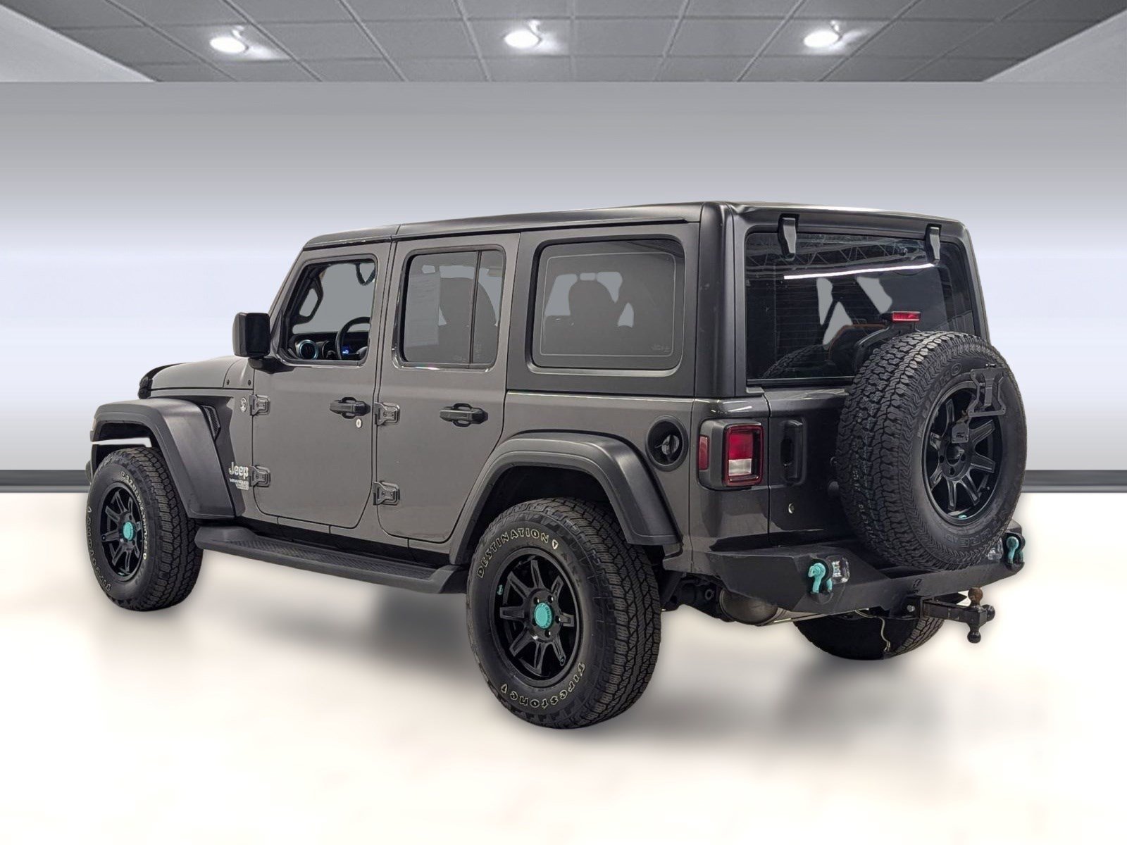Used 2020 Jeep Wrangler Unlimited Sport image 2