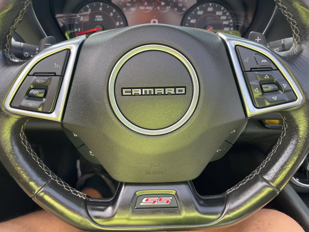 Used 2018 Chevrolet Camaro SS RWD image 20