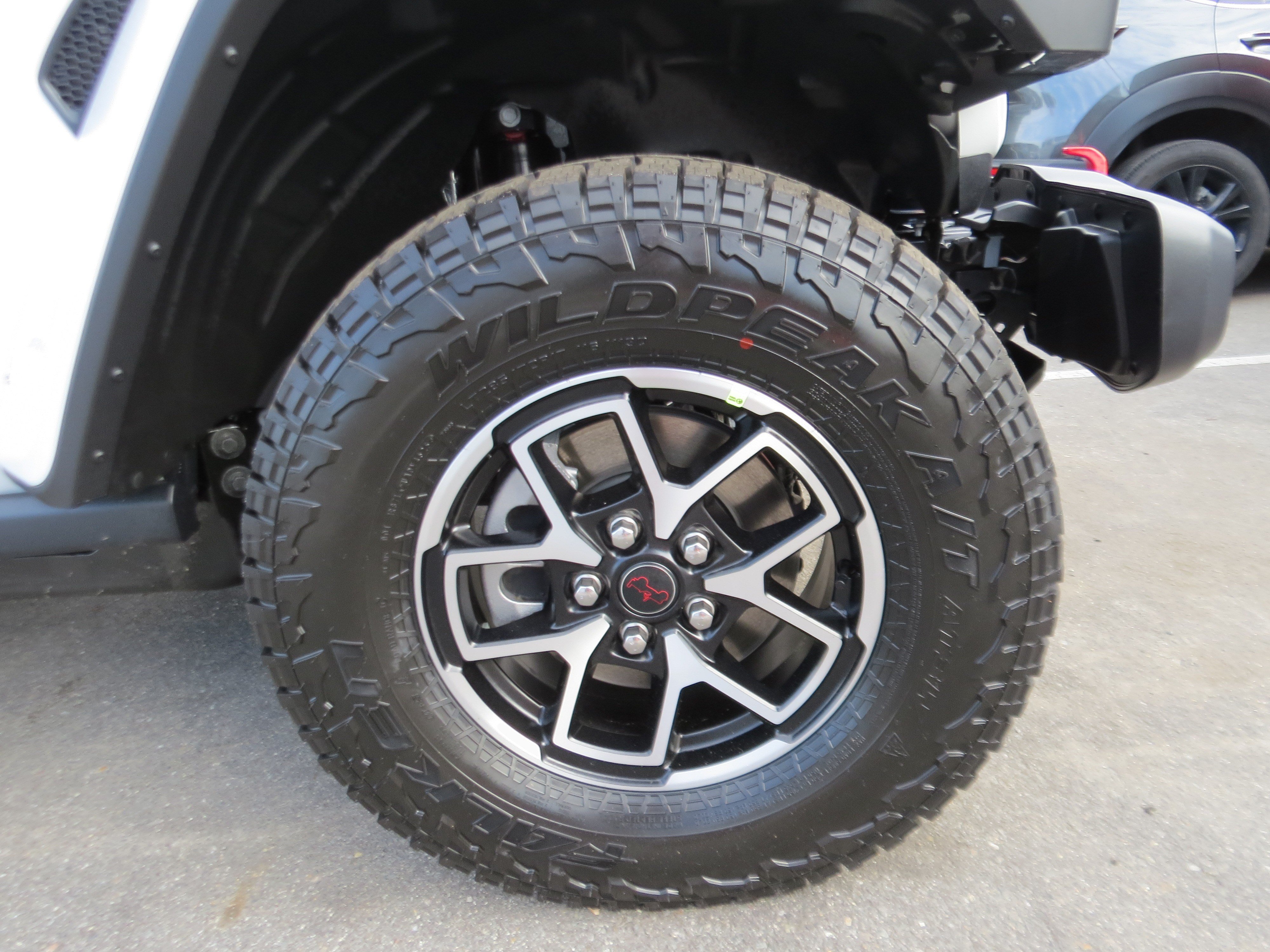 New 2026 Jeep Gladiator Rubicon w/ Steel Power Dome Hood Package AWD/4WD image 10