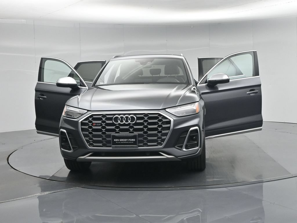 Used 2021 Audi SQ5 Premium w/ Convenience Package AWD/4WD image 28