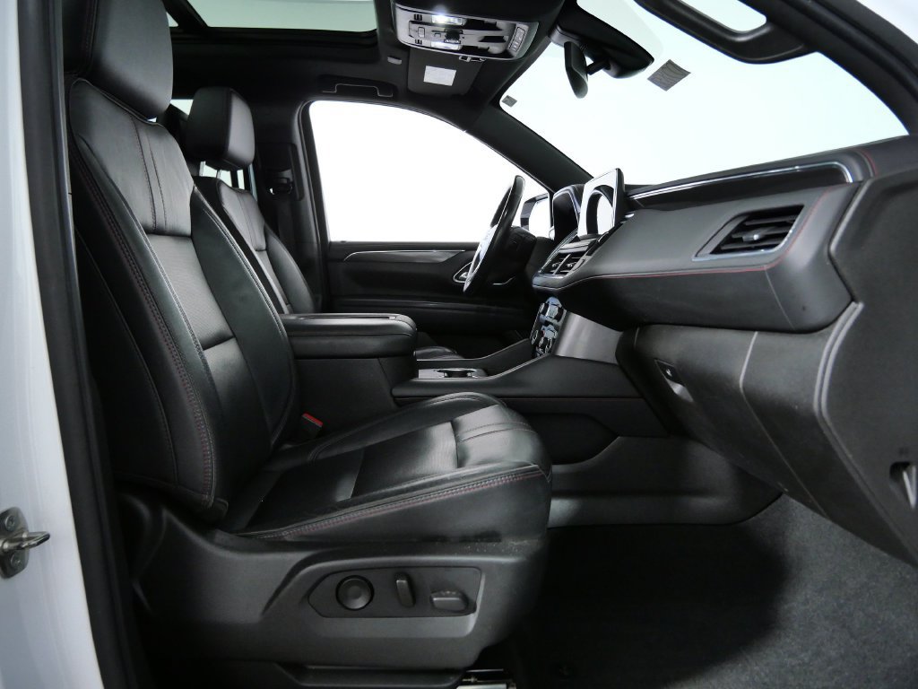 Used 2021 Chevrolet Suburban RST w/ Luxury Package AWD/4WD image 11