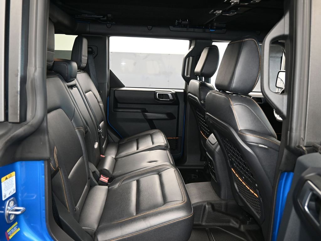 Used 2024 Ford Bronco Badlands image 38