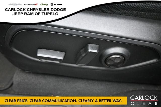 Used 2022 Jeep Grand Cherokee L Laredo w/ Luxury Tech Group I AWD/4WD image 14