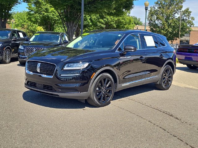 Certified 2023 Lincoln Nautilus Reserve w/ Monochromatic Package AWD/4WD image 2