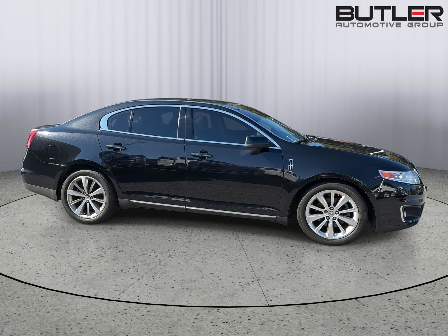 Used 2010 Lincoln MKS FWD image 7