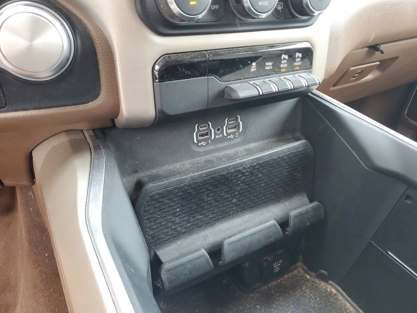 Used 2021 RAM 1500 Laramie AWD/4WD image 22