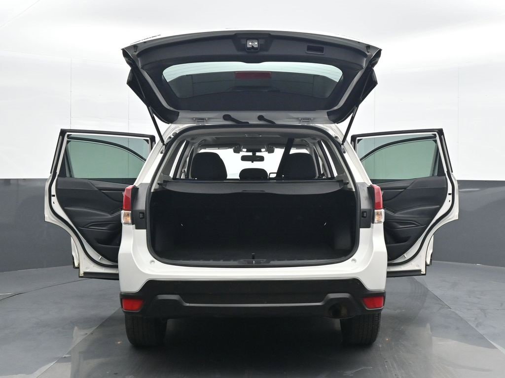 Used 2021 Subaru Forester Premium image 25