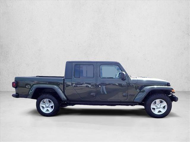 Used 2022 Jeep Gladiator Sport image 5