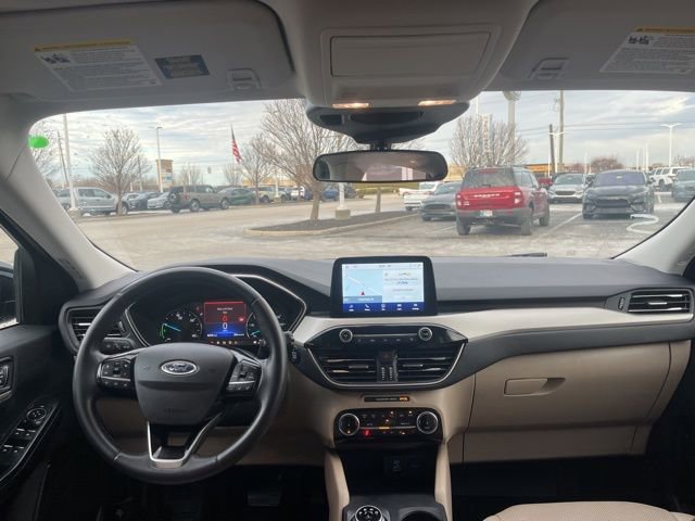 Used 2022 Ford Escape SEL image 18