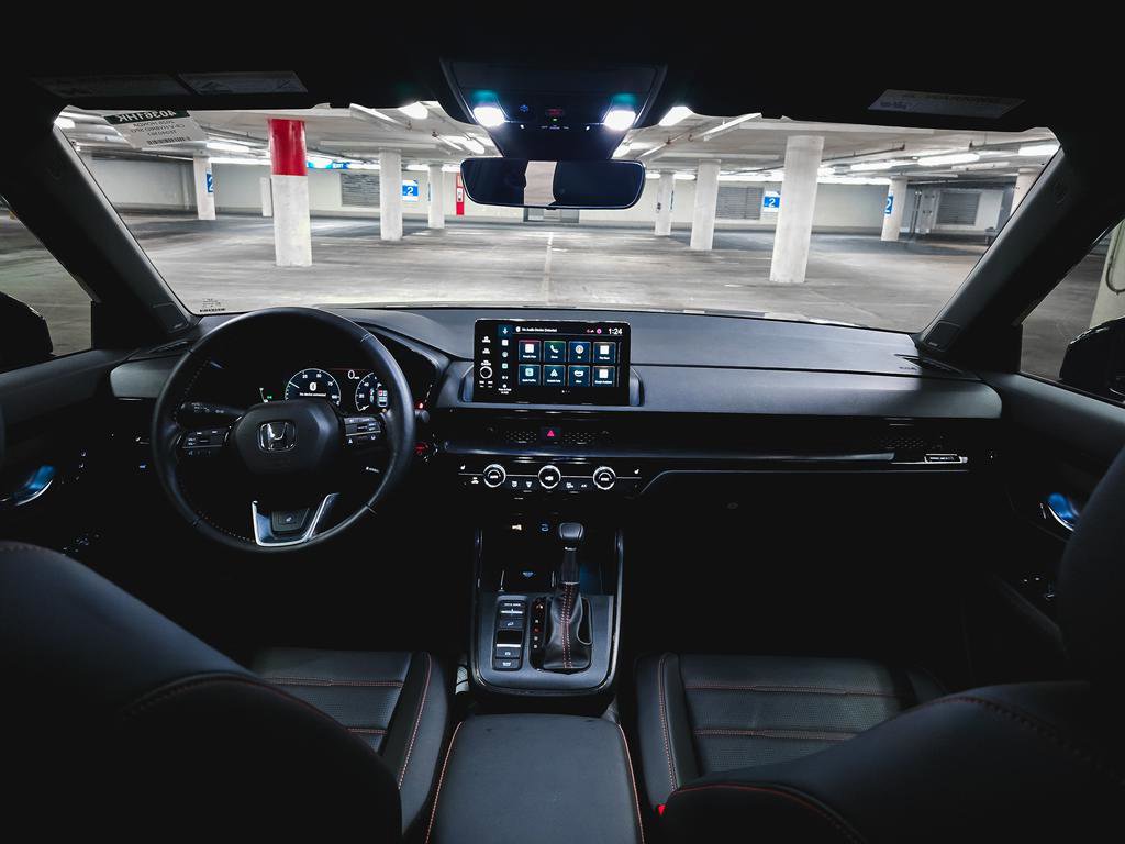 Used 2023 Honda CR-V Sport Touring image 3