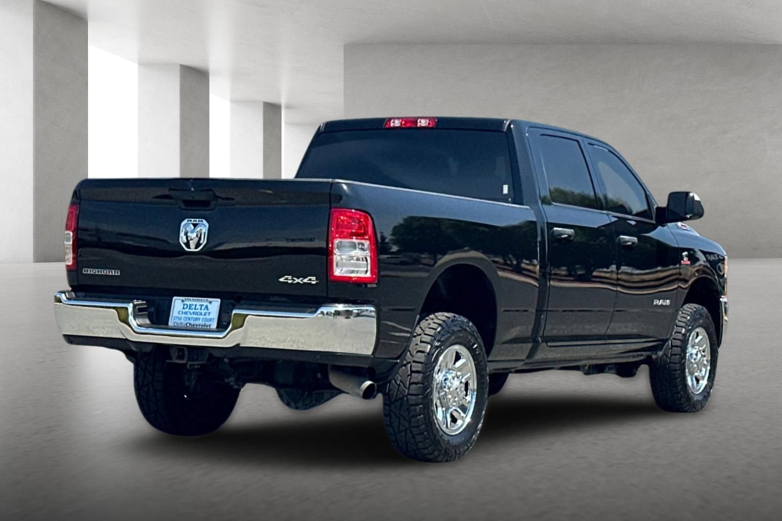 Used 2022 RAM 2500 Big Horn AWD/4WD image 4