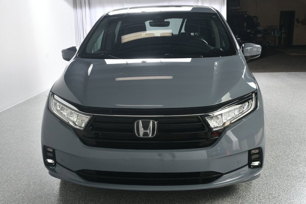 Used 2024 Honda Odyssey Elite image 17