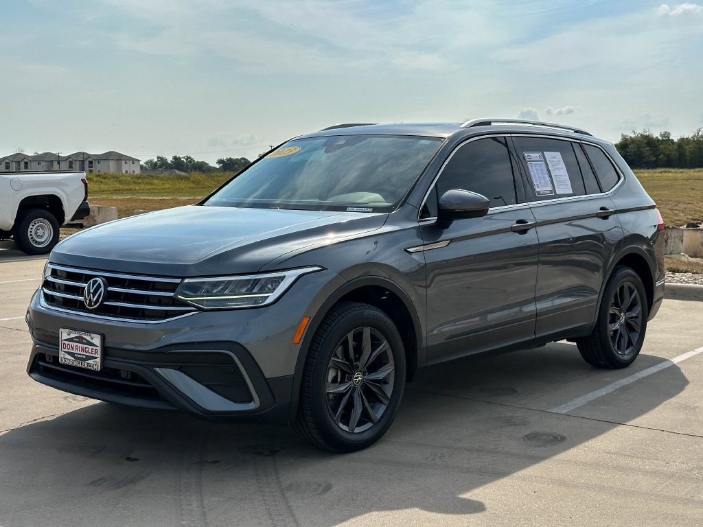 Used 2023 Volkswagen Tiguan SE FWD image 7