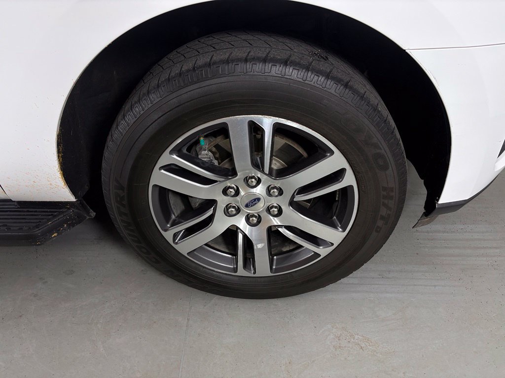 Used 2024 Ford Expedition Limited AWD/4WD image 10