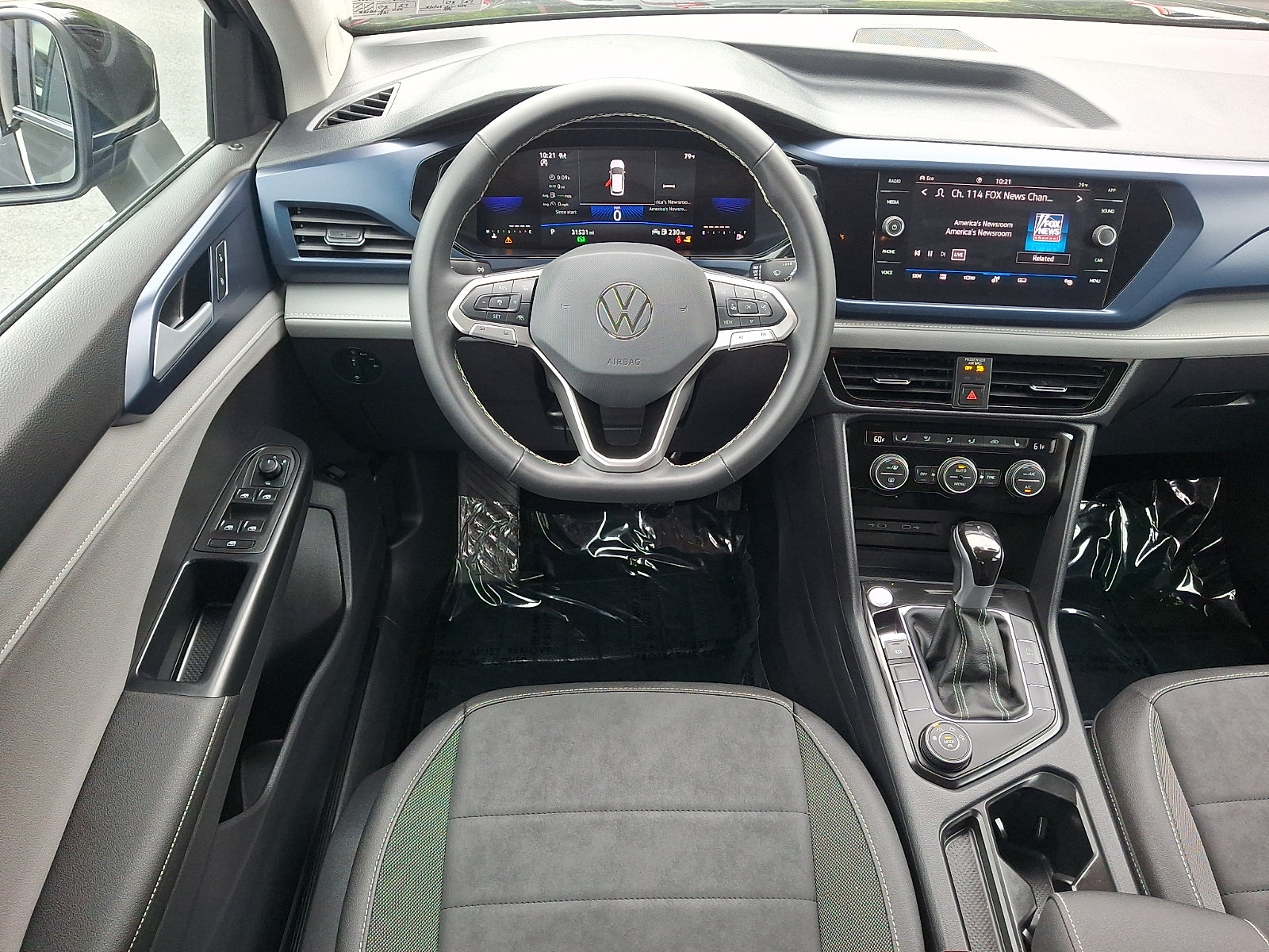 Used 2024 Volkswagen Taos SE AWD/4WD image 12