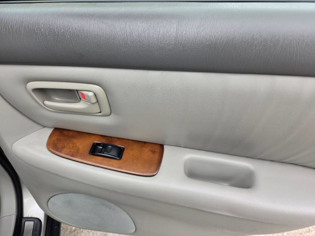 Used 2000 Lexus ES 330 w/ Lexus Value Pkg FWD image 28