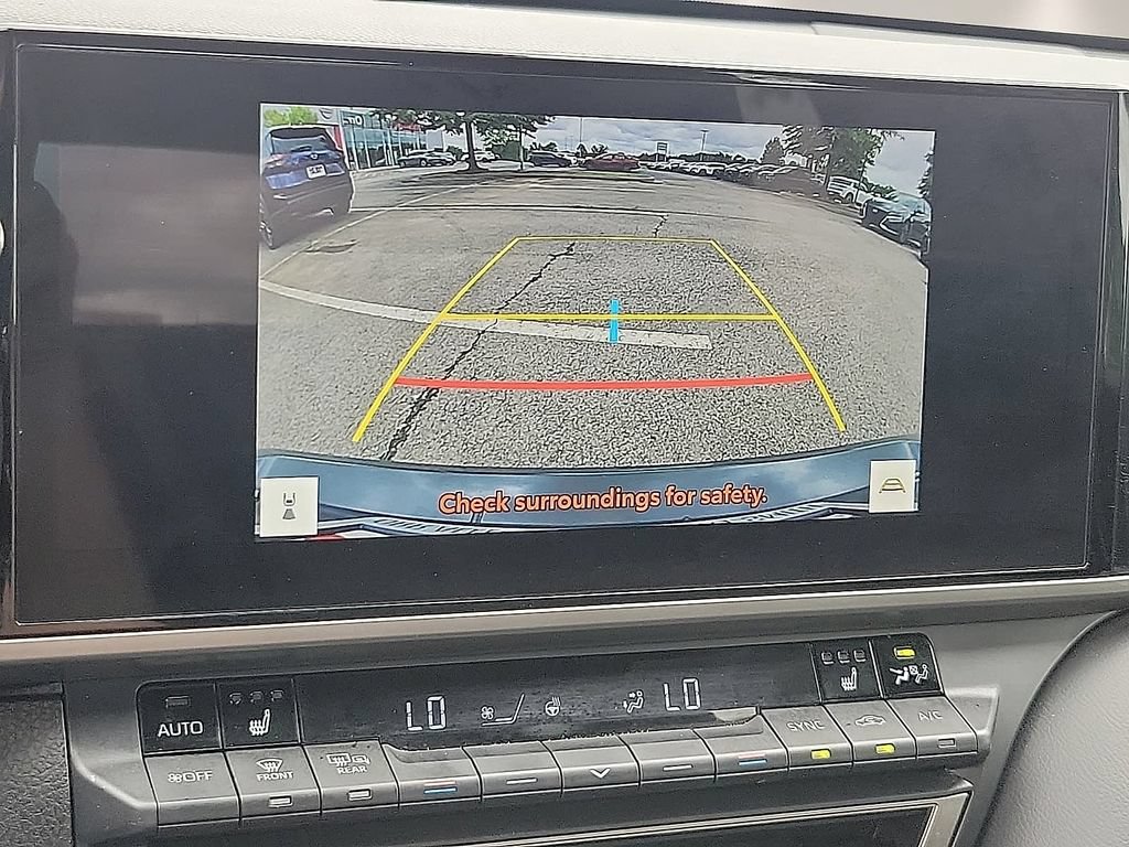 Used 2025 Toyota Camry XSE FWD image 15