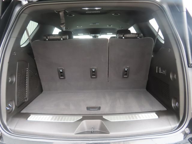 Used 2026 Chevrolet Tahoe High Country AWD/4WD image 31
