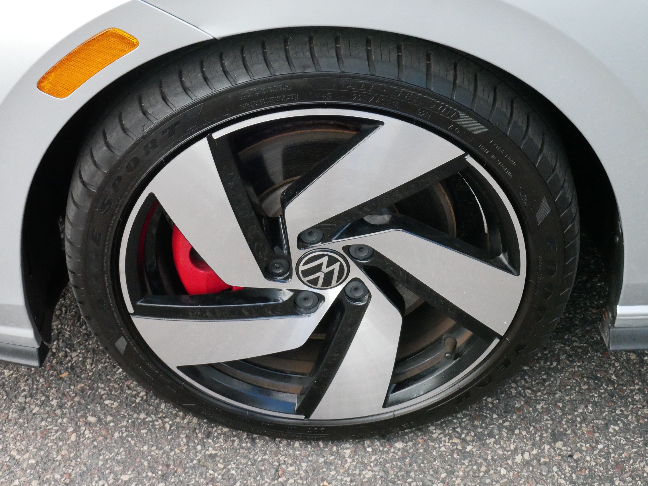 Used 2022 Volkswagen GTI S FWD image 15
