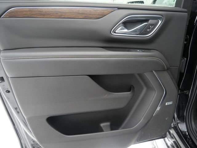 Used 2021 Chevrolet Suburban Premier image 12