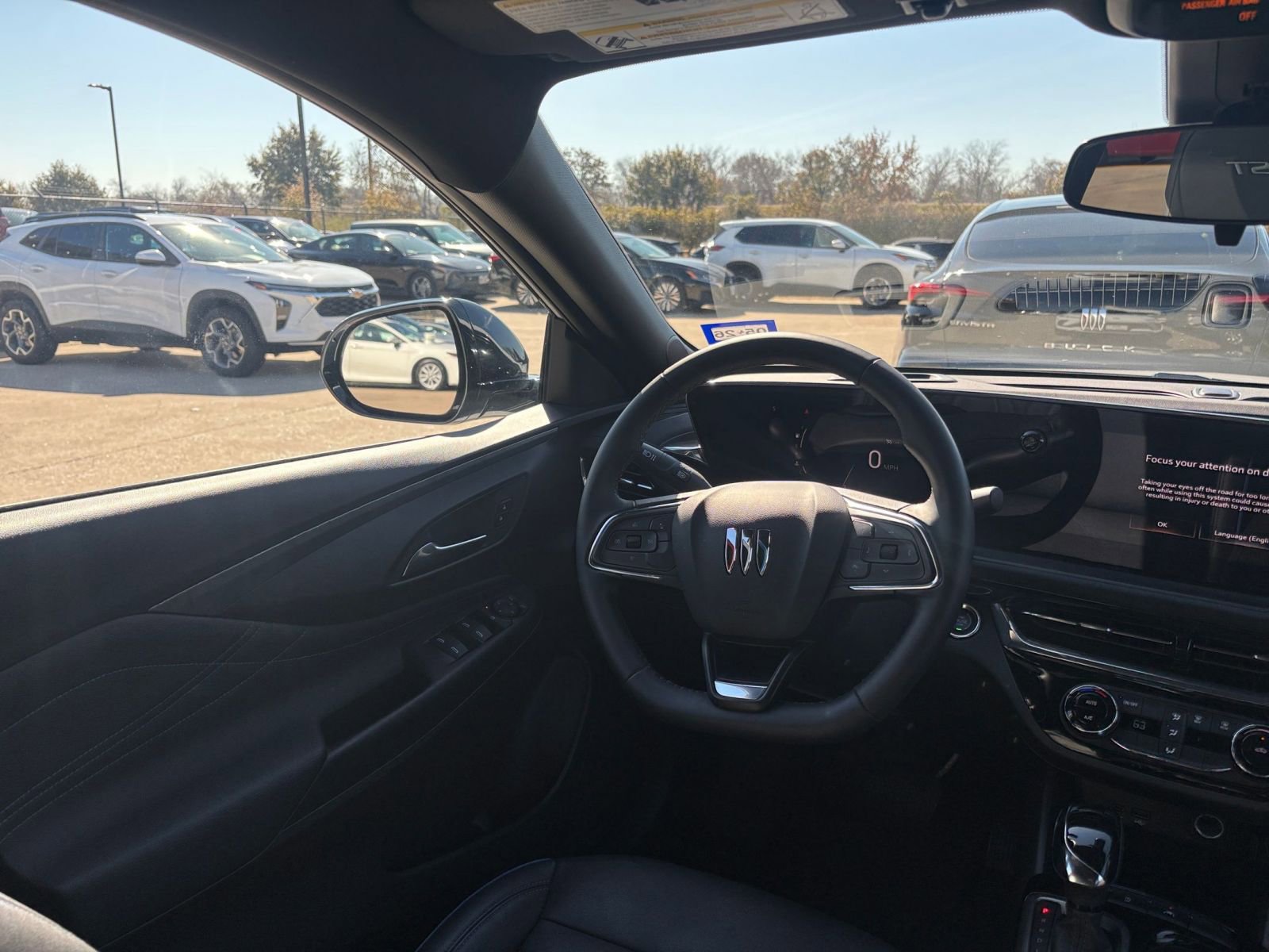 Used 2025 Buick Envista Sport Touring image 33