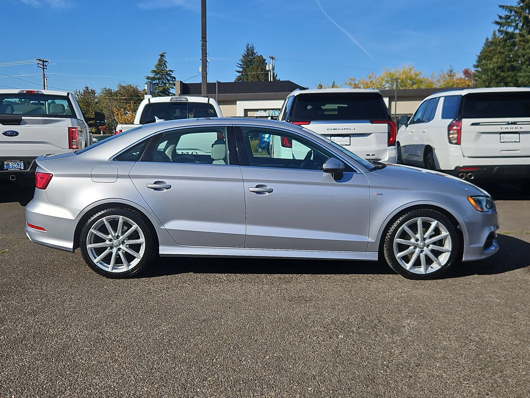 Used 2015 Audi A3 TDI Prestige w/ Prestige Package FWD image 6