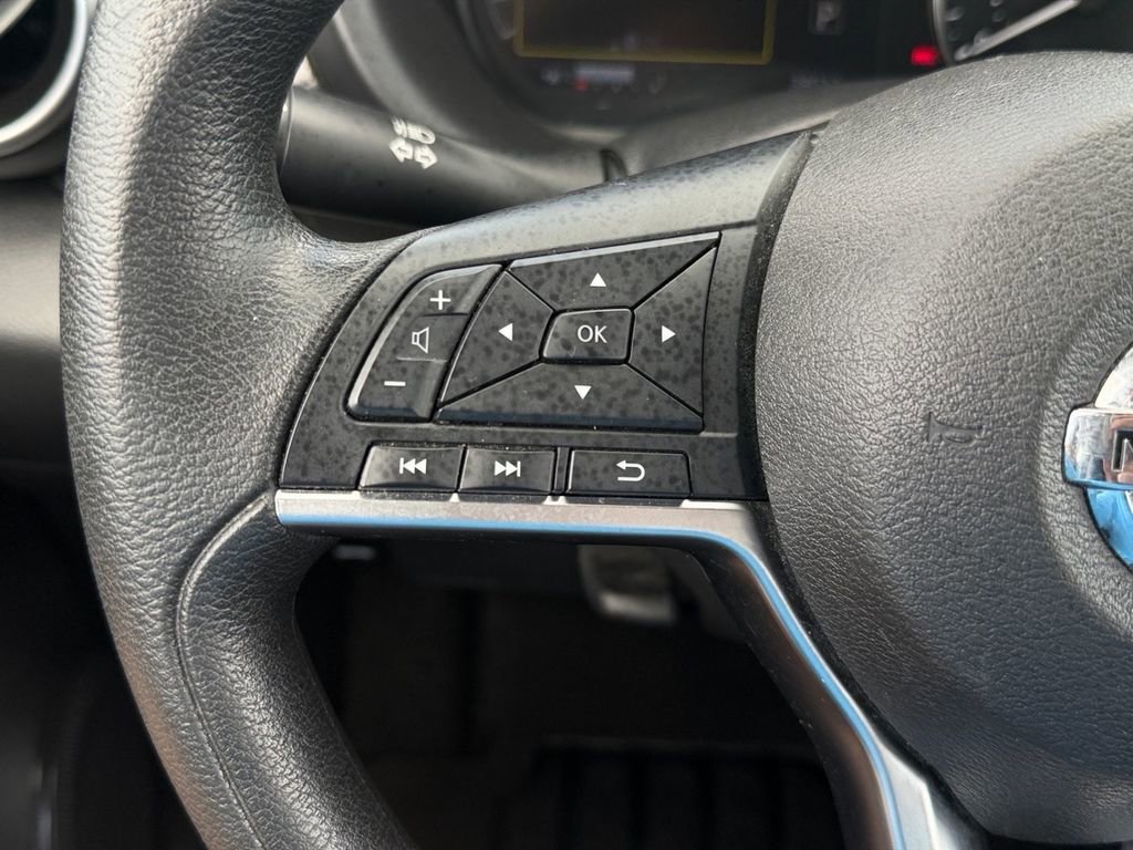Used 2021 Nissan Kicks SV FWD image 20