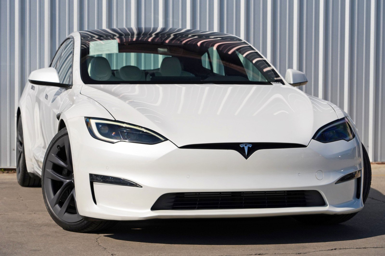 Used 2022 Tesla Model S image 4
