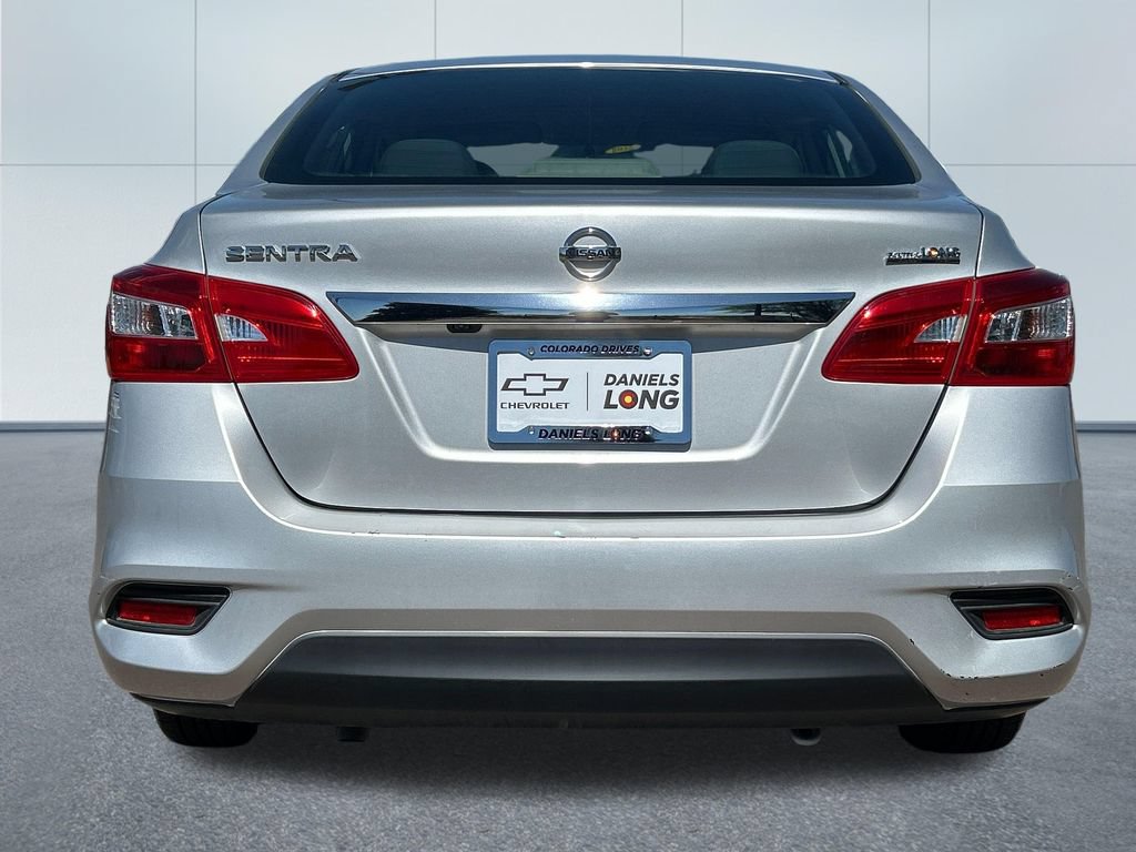 Used 2019 Nissan Sentra S FWD image 4