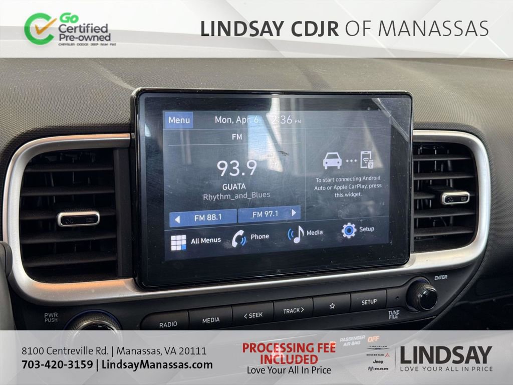 Used 2023 Hyundai Venue SEL w/ Cargo Package image 9